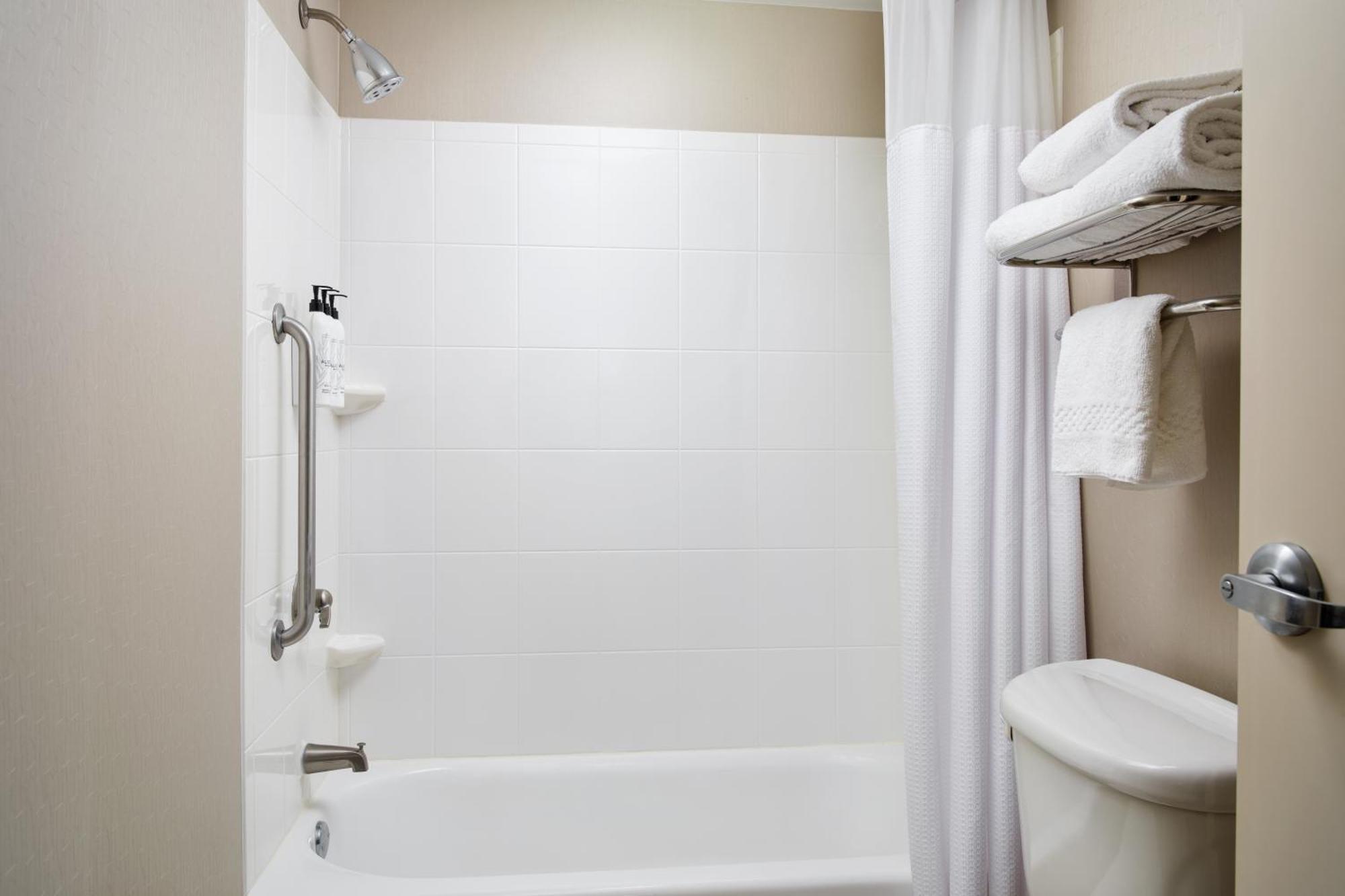 Springhill Suites Richmond Northwest Innsbrook Экстерьер фото